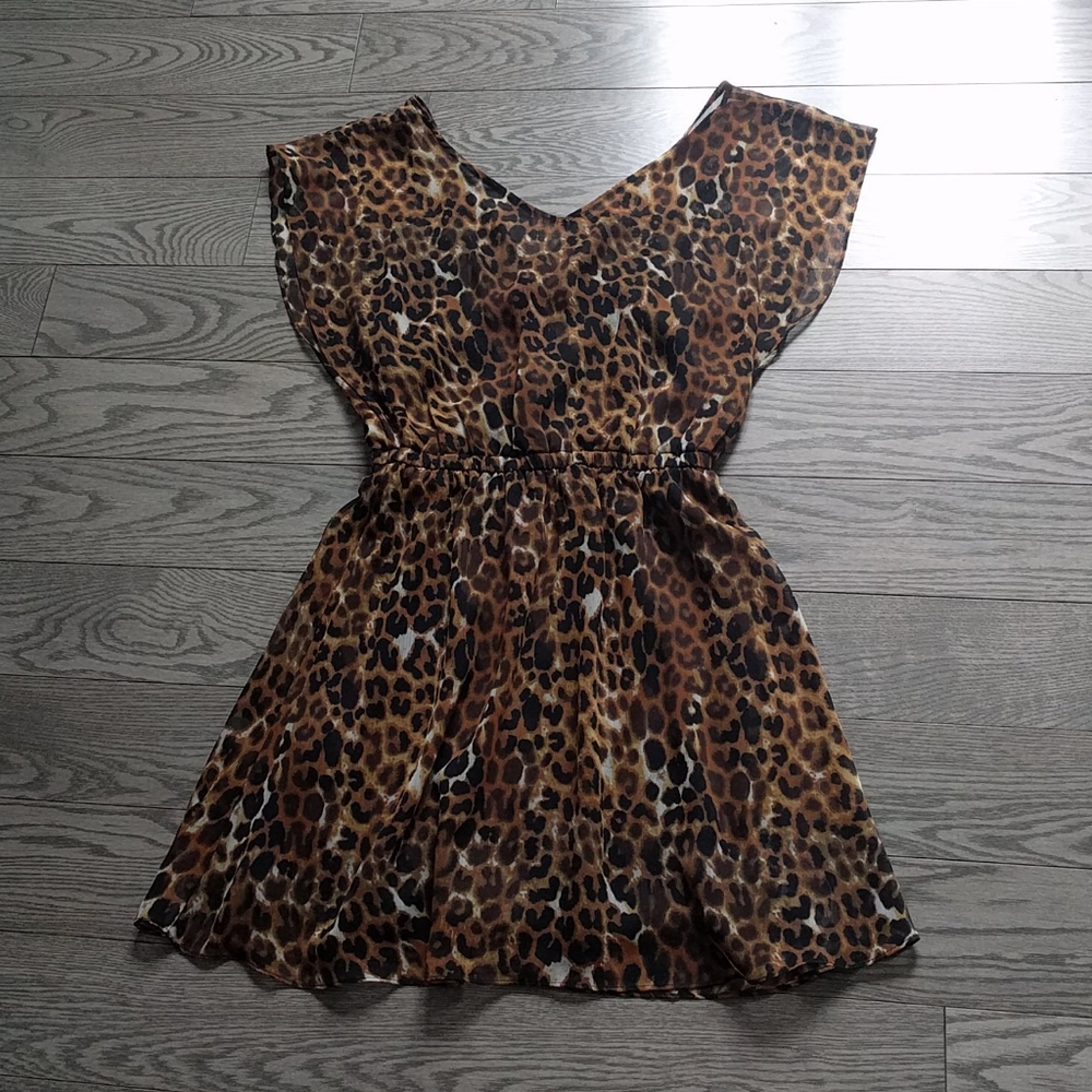 🍀 Animal pattern dress by Express🍀🍀🌺🌺